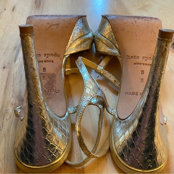 Kate Spade New York Leather Gold Animal Print T-Strap Sandals - Picture 7 of 9